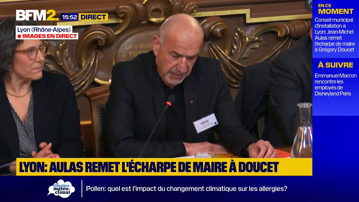 "Nous avons pris nos responsabilités, et immédiatement appelé au rassemblement de nos forces par la fusion [...] et ensemble M. le maire, nous avons dit 'non', au fascisme", assure Albert Lévy, élu LFI, parti qui fait son entrée au conseil municipal de Lyon #BFM2
