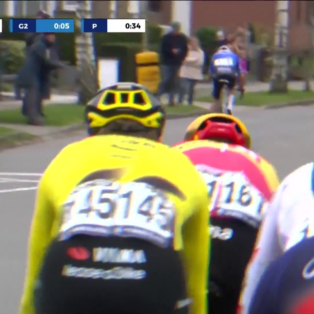 Mathieu van der Poel HOLDS ON to win E3 Saxo Classic! 😮 Just as it looked like he was going to be caught, the chasers throw it all away!
