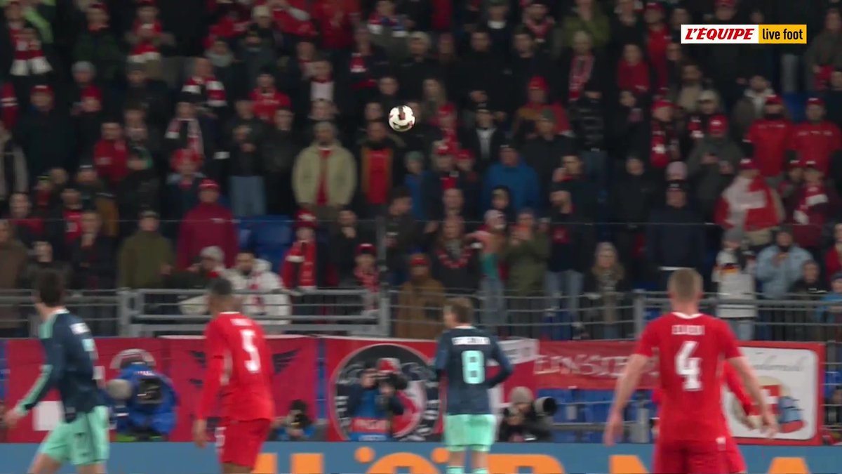 🇨🇭-🇩🇪 Breel Embolo donne l'avantage à la Nati, le Monégasque se défait de Tah pour propulser le ballon au fond des filets Suivez le direct sur L'Équipe live foot > #lequipeFOOT