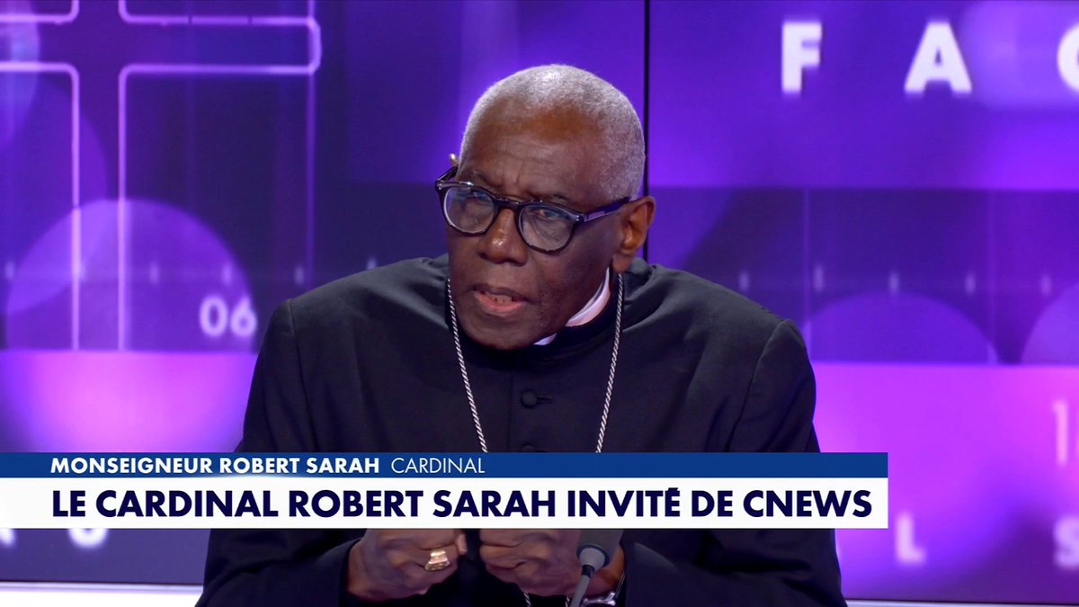 Cardinal Robert Sarah (Cardinal R. Sarah) : «Le christianisme est la proclamation que Dieu a atteint l’homme» Toute l'info est à retrouver sur
