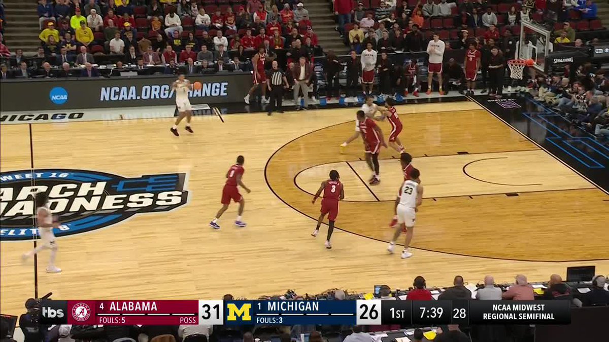 THIS MIGHT BE THE GREATEST COLLEGE BASKETBALL GAME OF ALL TIME?????