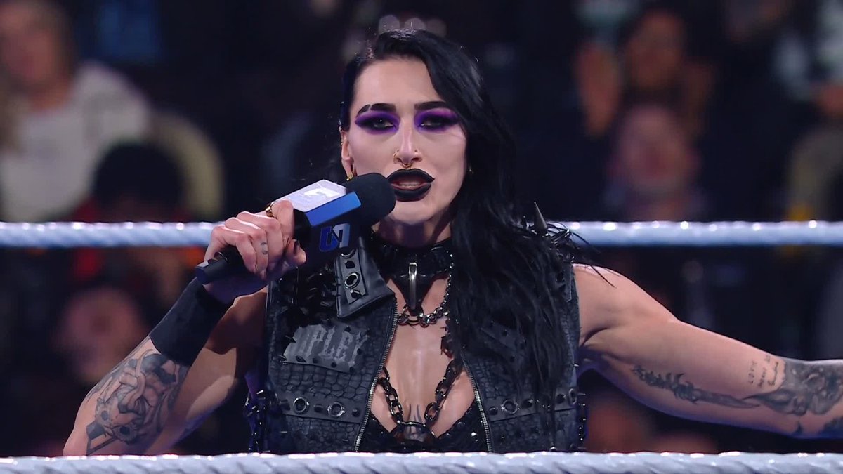 Mami stays ready no matter what 😤 RheaRipley_WWE