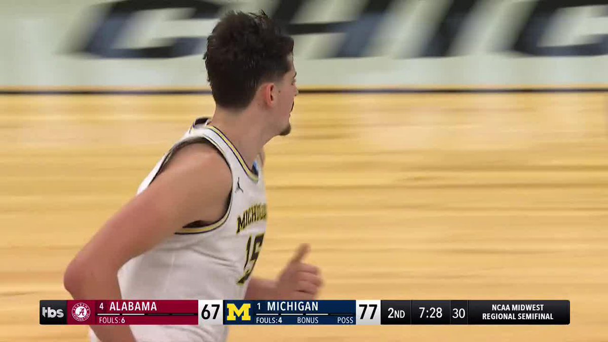 ADAY MARA WITH THE PUTBACK JAM. @UMichBball