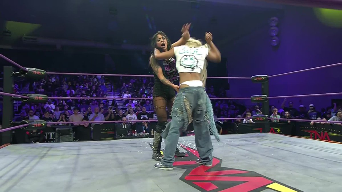 .Mara Sadé sends Elayna Black into the tacks with a Bodyslam! #TNASacrifice