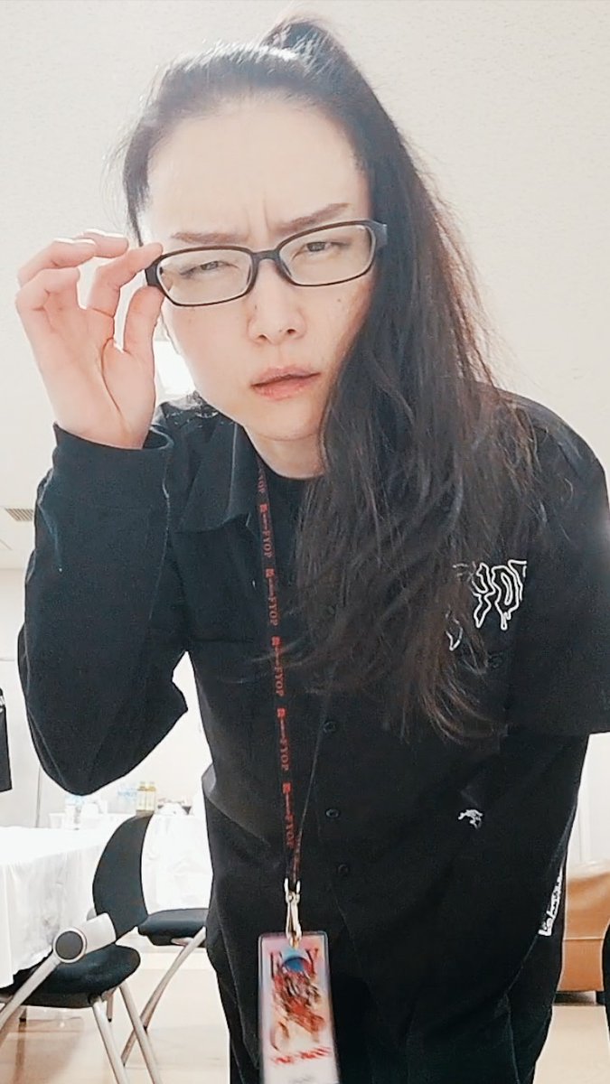 そろそろ変身しないと! 待ってた、、待ちわびましたよ、、 また演奏できる日を、、 本日は! "B'z PARTY presents -FYOD-" SGCホール有明こけら落とし公演! レッツゴー🔥🔥🔥 🎬: 2025.12.21, Osaka #Bz #FYOP #FYOD #FYOPplus