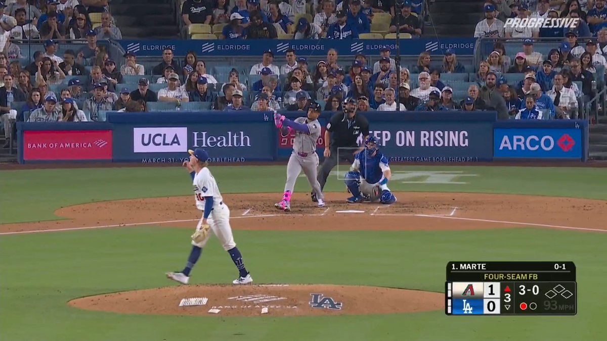 Ketel Marte rips his first home run of the season 🐍