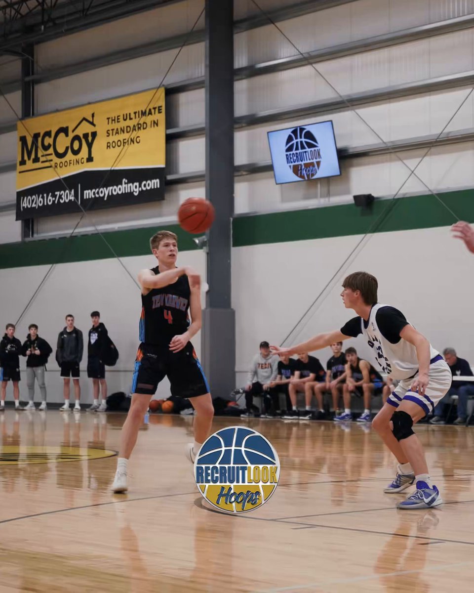 2027 Team Warwick - Brant Wassenaar looked comfortable from all three levels on day one of our #RLHoops Omaha Showcase