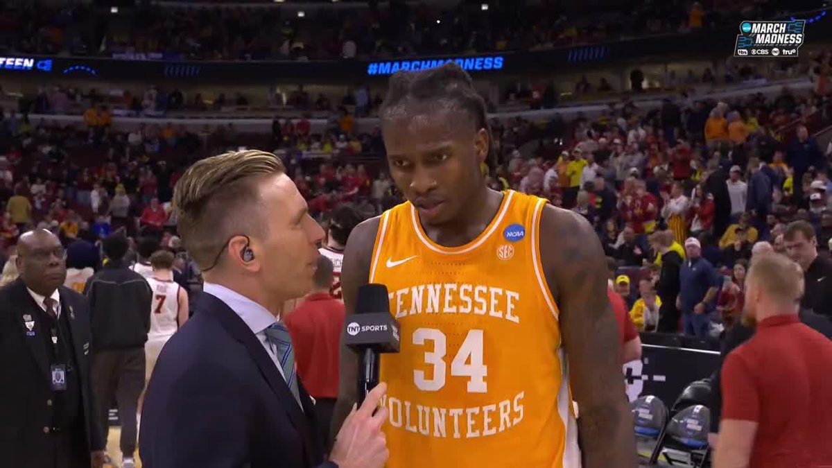 "I'm just trying to win. Play my hardest for my team. I gotta leave it out here for them. Tennessee Basketball' Felix Okpara w/ Evan Washburn at the half