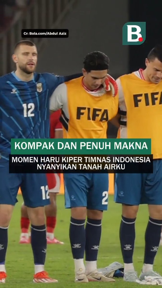 Momen merinding di SUGBK 🇮🇩 Para kiper Timnas berkumpul usai laga, di tengah gemuruh suporter. Bukan sekadar selebrasi—ini simbol kebersamaan, bangga, dan terima kasih untuk dukungan tanpa henti. 🦅 #BolacomID #blcmlmd #blclpt #TimnasIndonesia