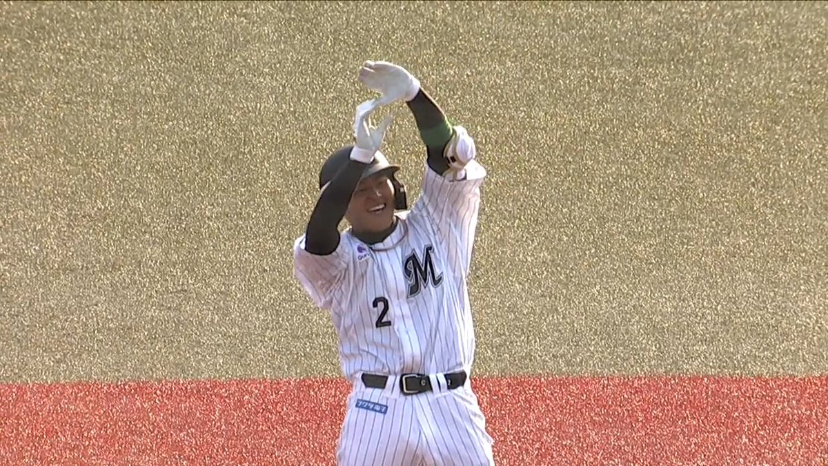 帰ってきた22年目（22歳）のベテラン😉 #松川虎生 過去3年計4安打の男が開幕2戦で 3安打3タイムリー👏👏👏 #chibalotte #ベースボールLIVE で配信中[初月無料]