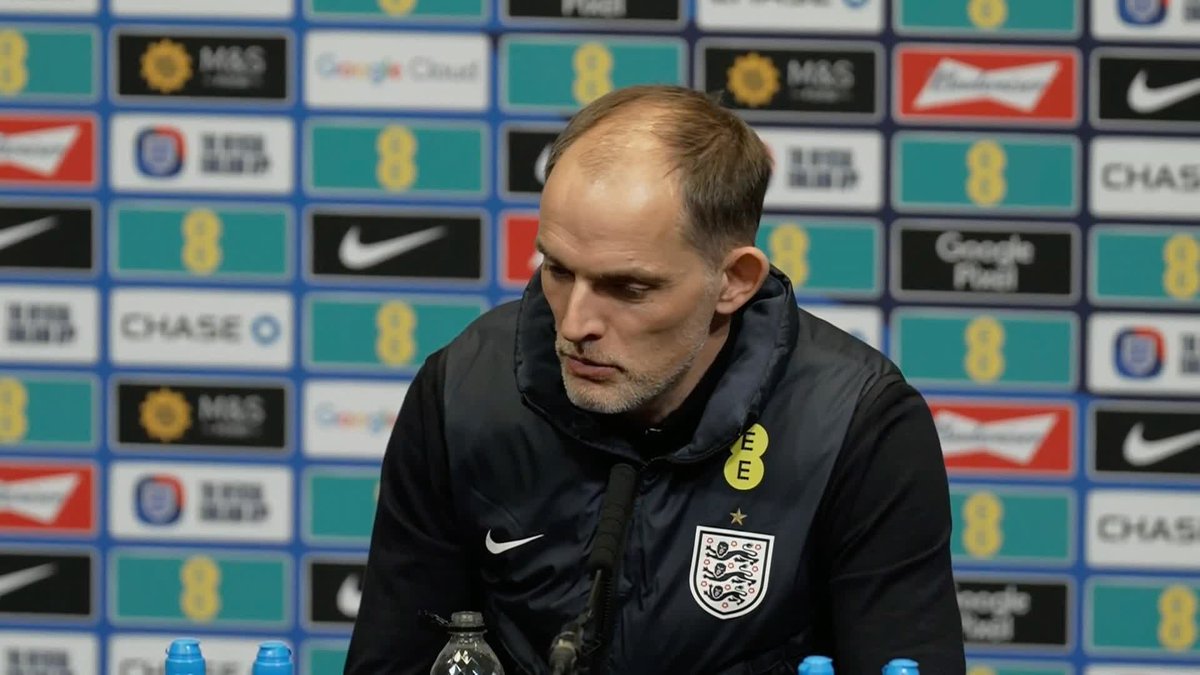 ''He needs to take it on the chin, we will always protect him'' Thomas Tuchel said he was disappointed with the booing aimed towards Ben White during England's friendly against Uruguay ⚪️