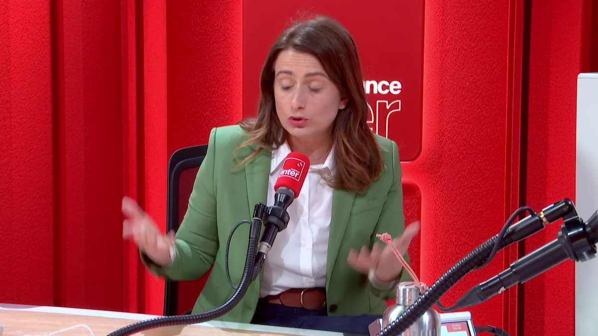 Pour Marine Tondelier, si Jean-Luc Mélenchon et Raphaël Glucksmann refusent de participer à une primaire, alors "ils sont deux problèmes pour les électeurs de gauche et pour les causes qu'on est censés défendre" #le69inter