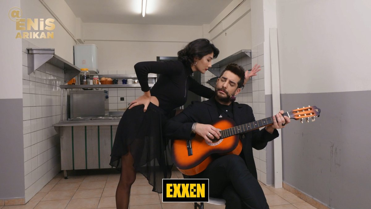 Aybüke Pusat ve Enis Arıkan’dan dans gösterisi 💥