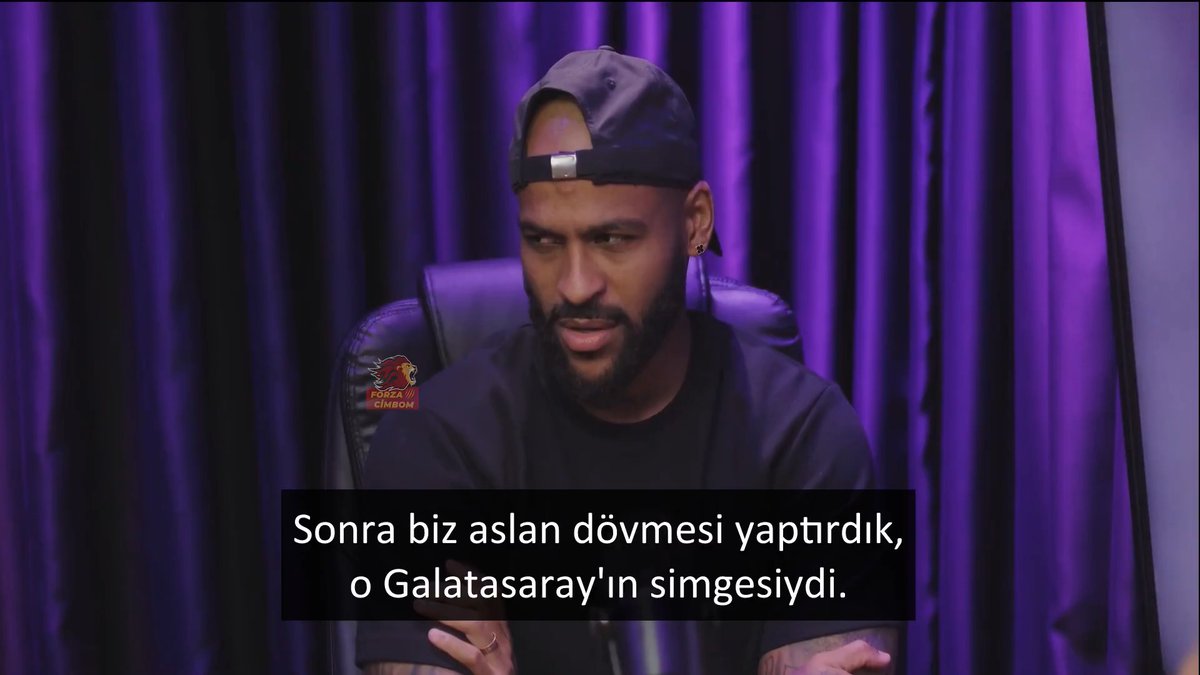 Marcao: "Galatasaray, her şeyin başladığı yer... Hayatımda her şeyin değişmeye başladığı yer." Pan Teixeira: "Aslan dövmesi de yaptırdık, Galatasaray'ın simgesiydi." Marcao: "Benim de var evet..." (🔗 Jeremias Matra)