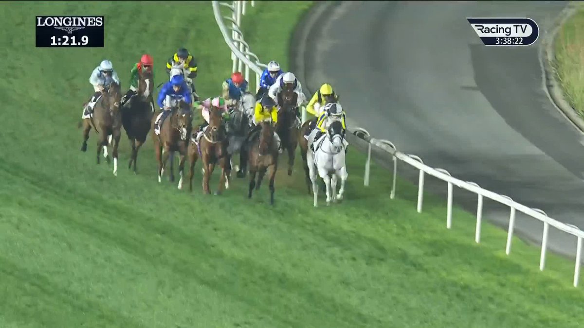 He’s pure class once again! 👑 OMBUDSMAN wins the Group 1 Dubai Turf in great style under William Buick for Godolphin with his blistering turn of foot. He’s now a three-time Group 1 winner! 🇦🇪🏆
