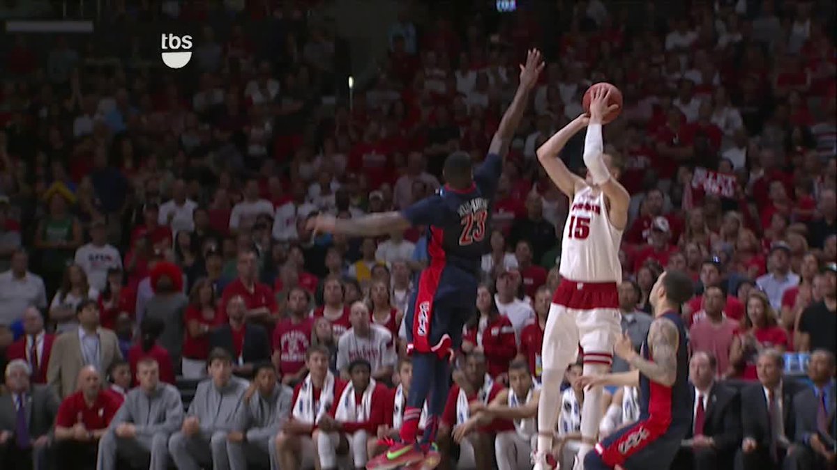Dagger, Dekker‼️ #OTD in 2015, Sam Sam Dekker delivered to send Wisconsin Basketball to b2b Final Fours. #MarchMadness
