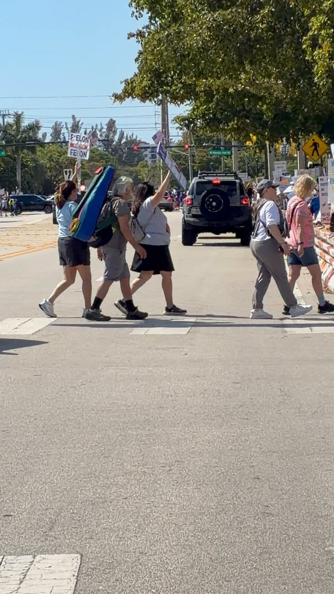 Boca Raton, Florida #NoKings is the most packed I’ve seen at this soulless suburban hellscape. Thanks to the young kids who joined the rest of us to exercise and defend our rights! Video is buns, but posted for effect.