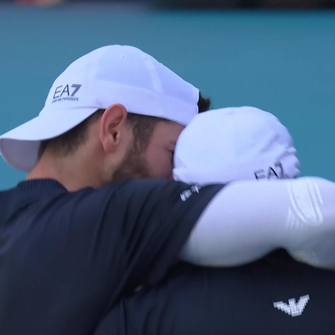 Forza, Italia 🇮🇹 Simone Bolelli & Andrea Vavassori defeat Heliovaara/Patten 6-4 6-2 to become the first Italian Masters doubles champions since 1991! #MiamiOpen