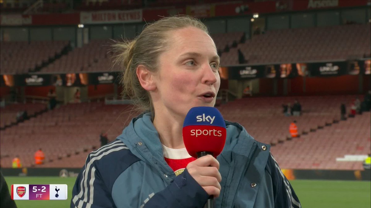 "I've never had a moment like that, and I never will again!" Safe to say Kim Little was moved by Arsenal's pre-match display in her honour 🥺