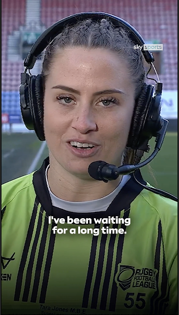 "I've loved every moment" Tara Jones MBE reflects on making history by becoming the first female to referee in the Super League 🤩