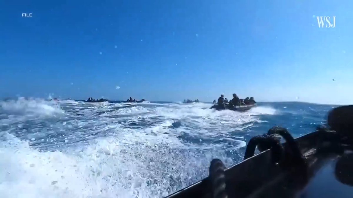 Terrifying revelation. The Pentagon is using thousands of Marines as a decoy while secretly deploying the 82nd Airborne Division for a massive ground invasion. The Strait of Hormuz remains completely closed and Washington is doubling down on an unwinnable war.