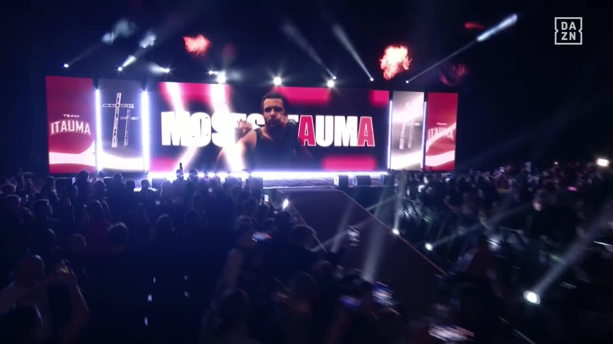 Some entrance from Moses Itauma 🎶 #ItaumaFranklin | Live NOW on DAZN ▪️