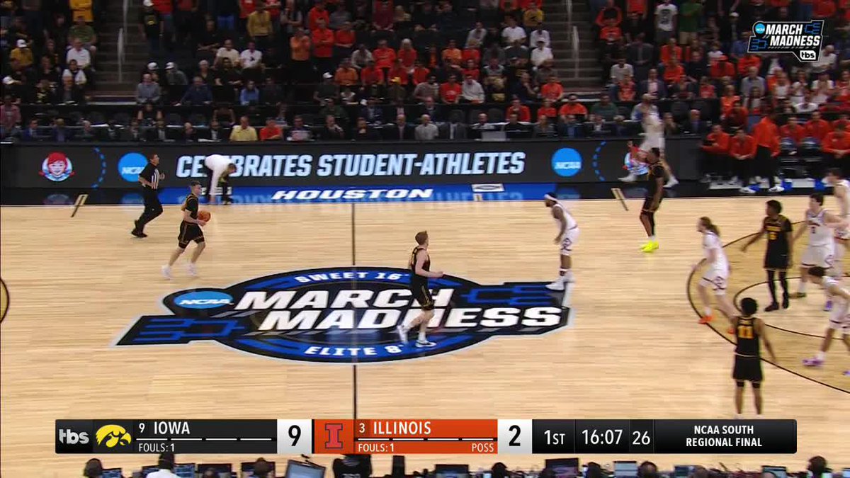 Bennett Stirtz from distance 🎯 #MarchMadness Iowa Men’s Basketball