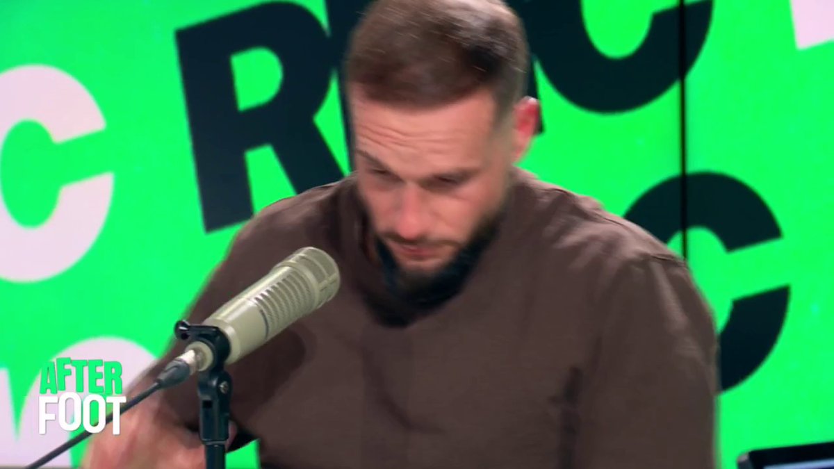"J'attends de voir ! C'est le questionnement que j'ai !" Pour @maximechanot , le débat des latéraux en EDF reste ouvert.