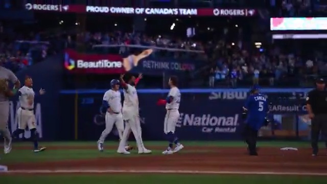 Walk-offs are becoming the Toronto Blue Jays thing 😃