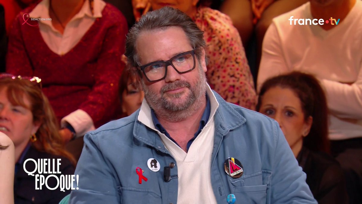 🗣️ "C'est même pas la cirrhose qui m'a arrêté. C'est ma fille." Quatre ans après sa première venue dans #QuelleEpoque, @Chicandier revient pour parler d'Accro, son livre sur l'alcoolisme et sur la seule raison de son déclic : sa fille.