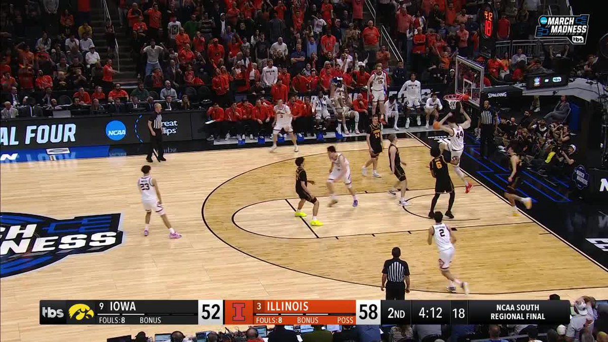 The oop to Ivisic 🔥 Fighting Illini by 8! Watch March Madness on TNT Sports