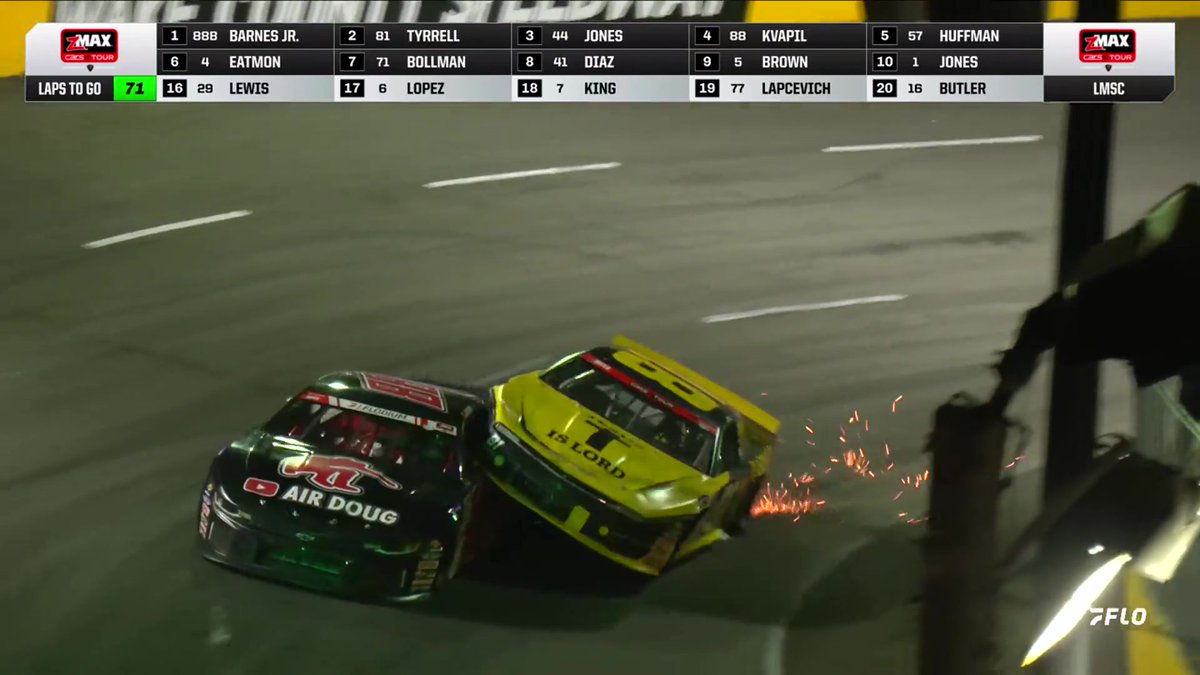 💥 Chaos breaks out at Wake County Speedway in the battle for the lead! CARS Tour #CARSTour
