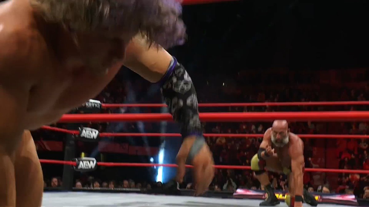 Both Tommaso Ciampa + Ace Austin 🤘🏼♠️ エース・オースティン won't quit! Watch #AEWCollision LIVE on TNT &amp; HBO Max