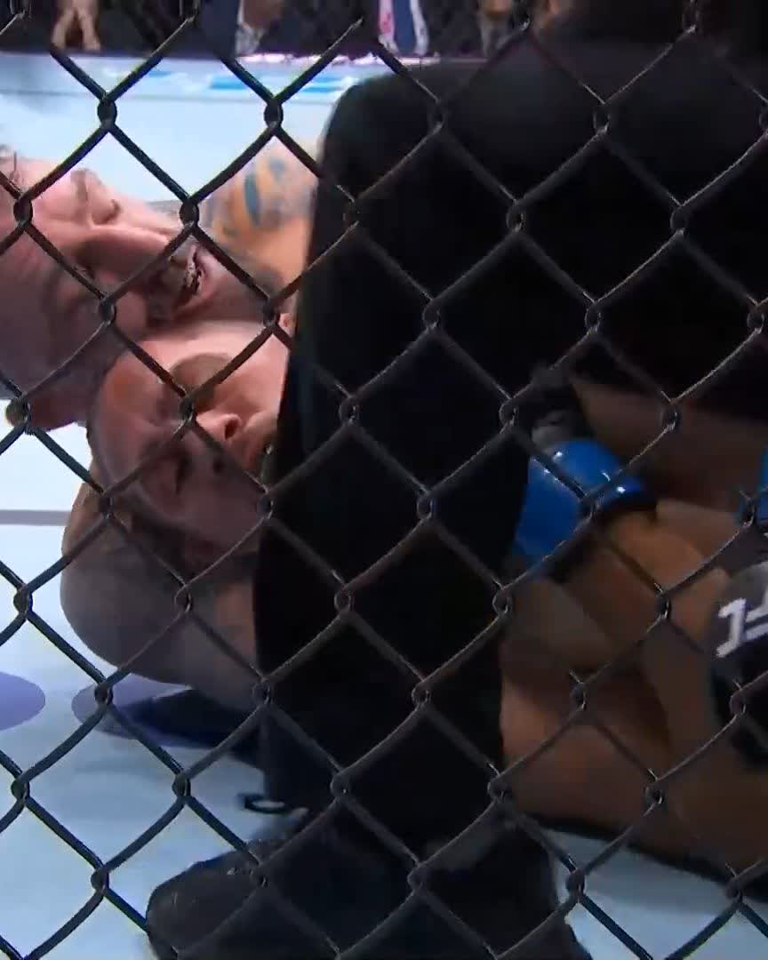 FAIRYTALE COMPLETE 🤩 The Ultimate Fighter winner Michael Chiesa gets the first round submission in his final fight! [ #UFCSeattle | LIVE on Paramount+ ]