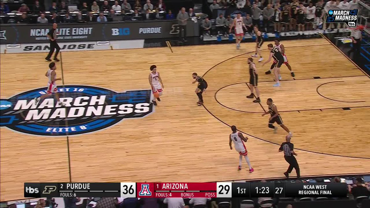Loyer curls around the screen and cans it 🎯 #MarchMadness Purdue Men's Basketball
