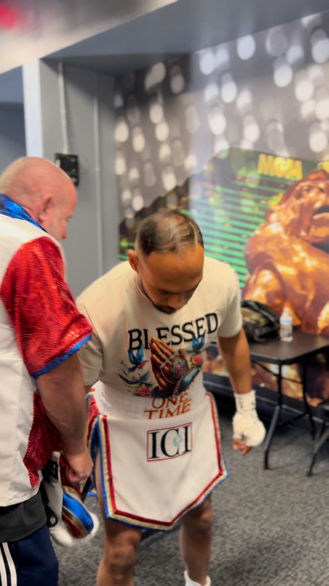 Keith Thurman is getting laced up. 🥊 #FundoraThurman #FundoraThurman | ORDER NOW