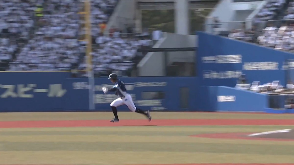 獅子のガッツマン🦁 埼玉西武 桑原将志 選手がプロ通算100盗塁を達成！！㊗👏 👇開幕3連戦 無料ライブ配信