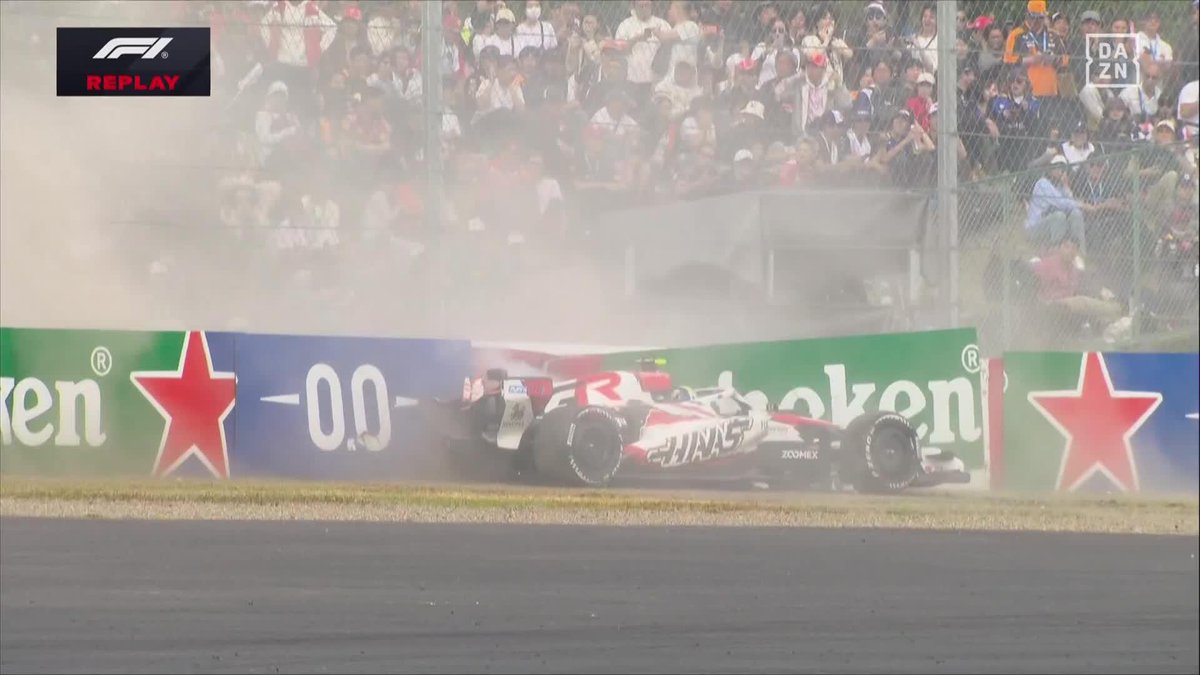 ¡DA MUCHO MIEDO! ¡El accidente de Bearman que le manda directo contra el muro! 😱 #JaponDAZNF1 🇯🇵
