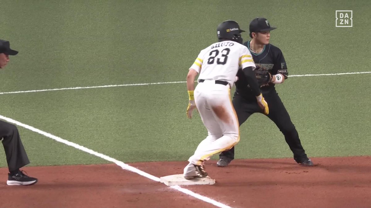 スピードと判断力 1塁ランナー・周東佑京 レフトへのテキサスヒットで3塁到達😯 ⚾️ソフトバンク×日本ハム #sbhawks #だったらDAZN 野球専用パック「DAZN BASEBALL」 ✔ 月々2,300円（年間プラン・月々払い） ✔ 初月無料キャンペーン中（〜4/19まで） ▶ 視聴はこちら