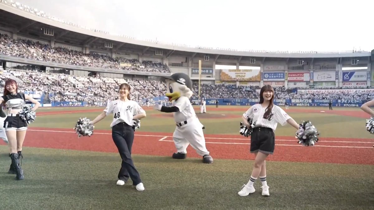 MARINES LUCKY 7にも乃木坂野球部のメンバー #小川彩 さんと #柴田柚菜 さんが登場しました!💃✨ #パ・リーグ乃木坂コラボ 👇開幕3連戦 無料ライブ配信