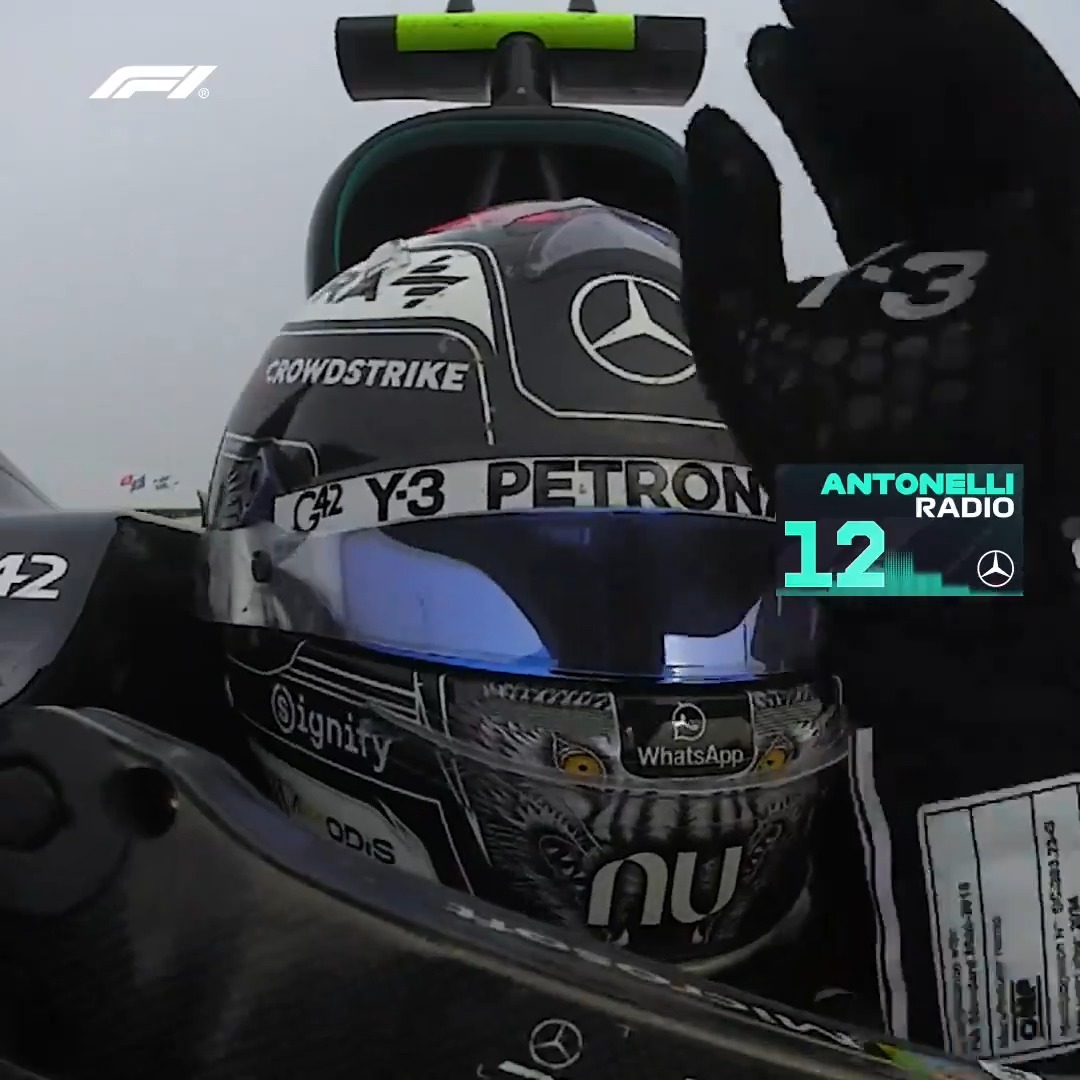 "Get in there, Kimi!" #F1 #JapaneseGP Mercedes-AMG PETRONAS F1 Team