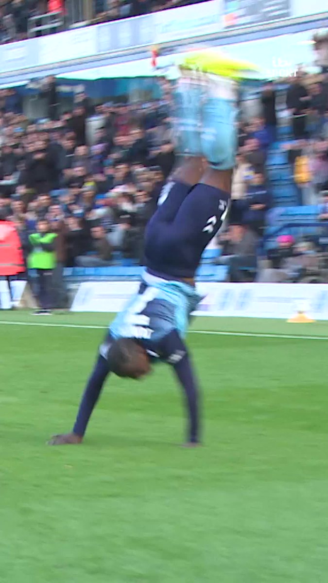 It's a decent effort, but the celebration is better! 🤸 Junior Quitirna on target as Wycombe put four past Port Vale