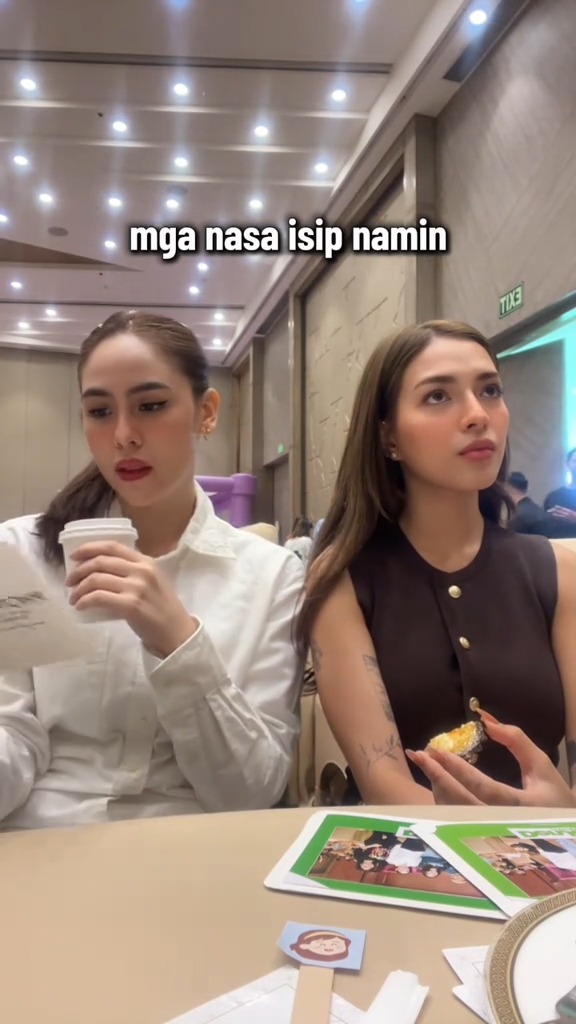 Nakakadistract yung mga bulong ng cravings, pero mas nakakadistract yung ganda ng dalawang ‘to! 😍🔥 Mapapanood sina Mika Salamanca at Empress Schuck gabi-gabi sa #TheSecretsOfHotel88 tuwing 8:35 PM sa GMA Prime! 🎥 empressschuck on TikTok