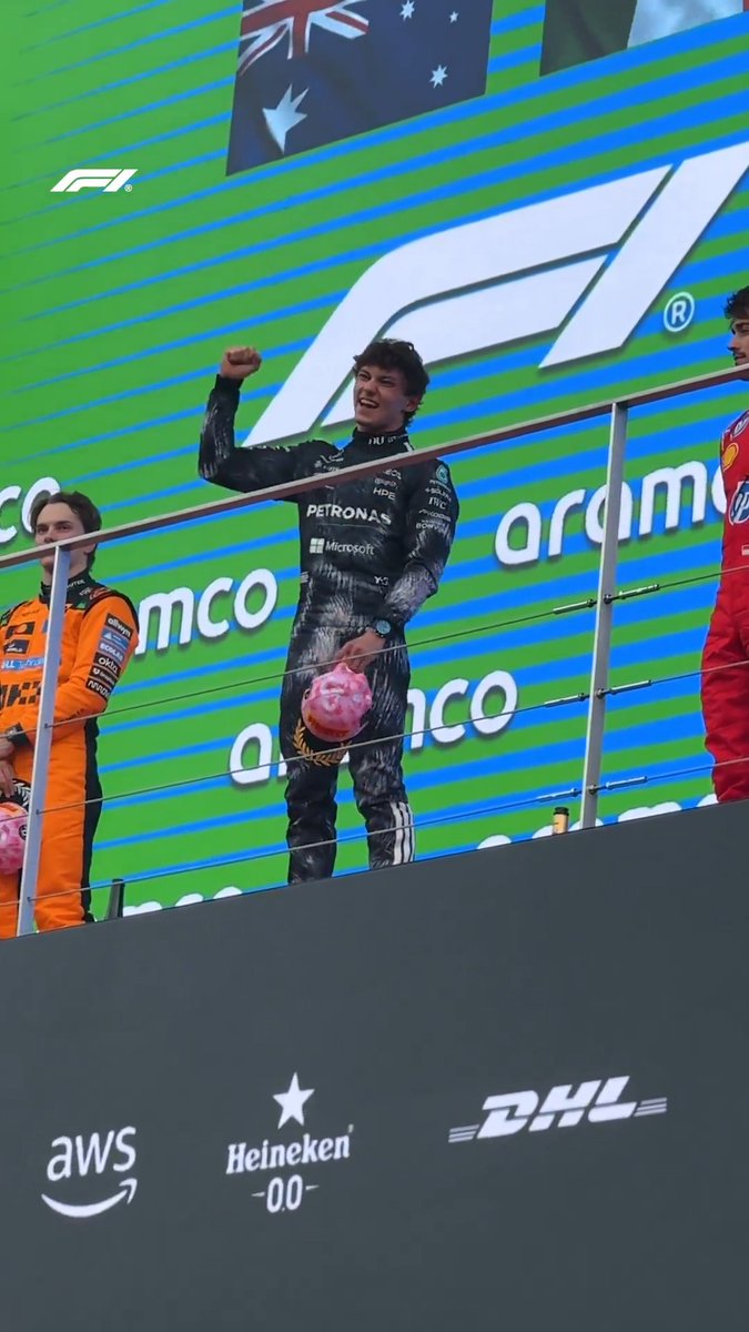 Kimi on song! 🎶🇮🇹 #F1 #JapaneseGP