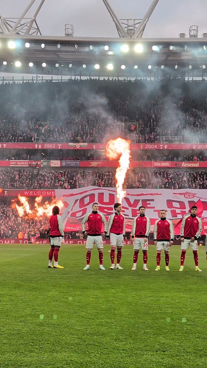 The start of something special ❤️🔥 Our Gunners walk out ahead of a big win over Chelsea 💪