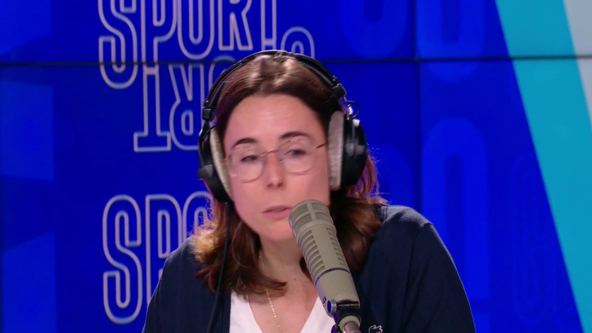 🏆🇸🇳 Le Sénégal a présenté son trophée de la CAN au Stade de France. "Ils ont célébré un titre qu'ils n'auront peut-être plus dans quelques jours, ce n'est pas cohérent. Sportivement ce n'est peut-être pas juste, mais il faut accepter les règles du sport", estime Alizé Cornet.