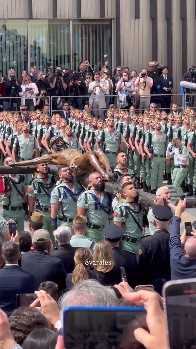 The Spanish Legion arrives in Málaga at dawn, disembarks at the port, and carries Christ on their shoulders chanting as the city shakes. It happens every Holy Thursday during Semana Santa. This is Spain. 🇪🇸