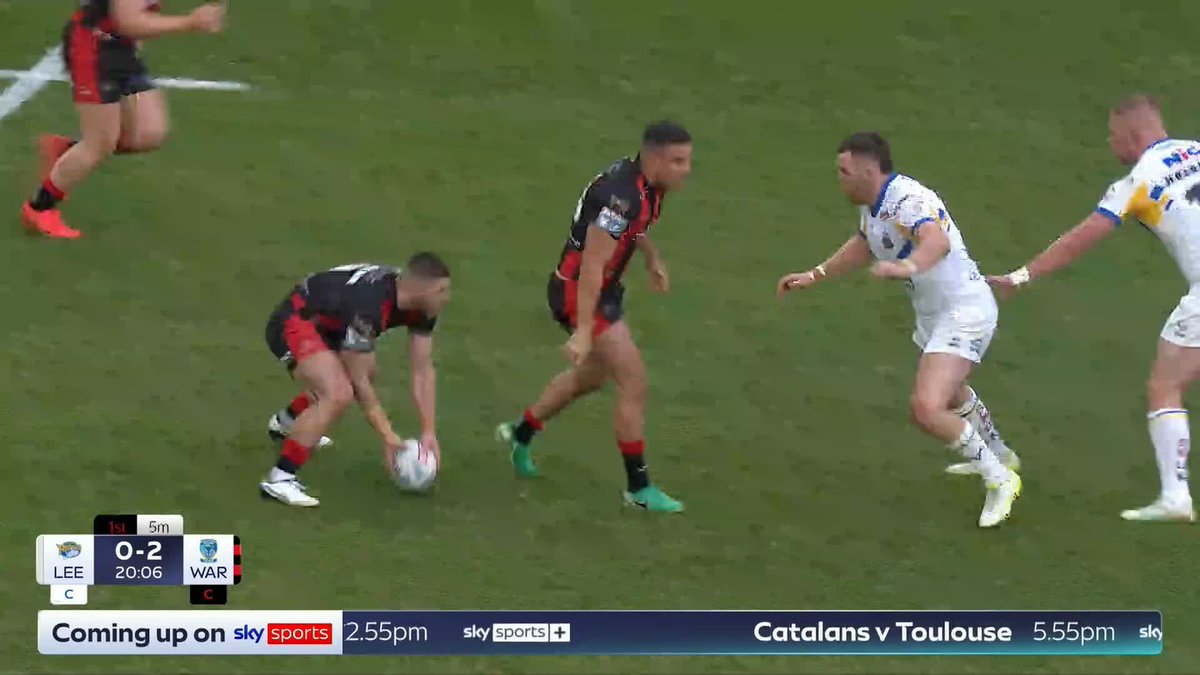 Josh Thewlis, that is SENSATIONAL! 👏 What a try this is! 🤯