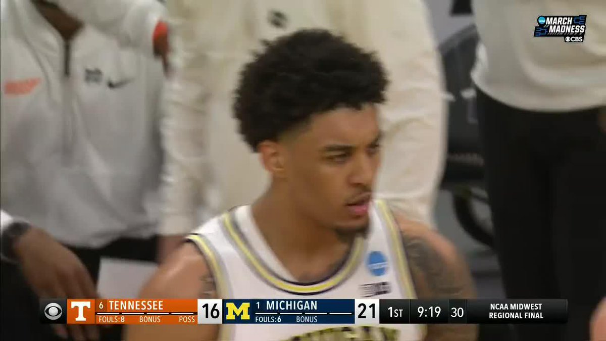 YAXEL LENDEBORG, AND THE FOUL!!! What a play for the Michigan Men's Basketball All-American