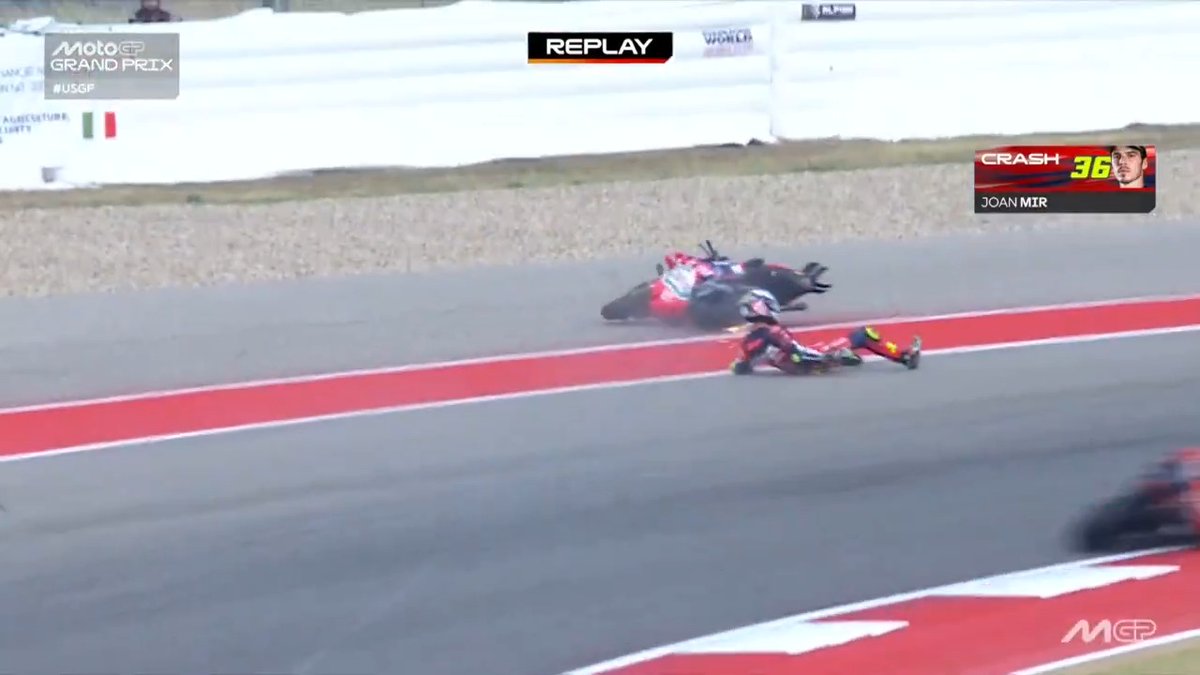 💥 JoanMir36 did have a Long Lap Penalty to do but unfortunately he's down in the gravel #USGP 🇺🇸